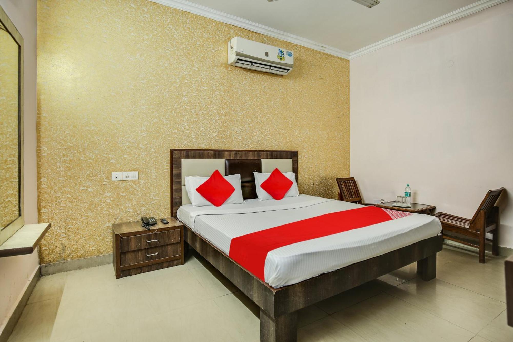 Hotel O Royal Mohali Екстер'єр фото